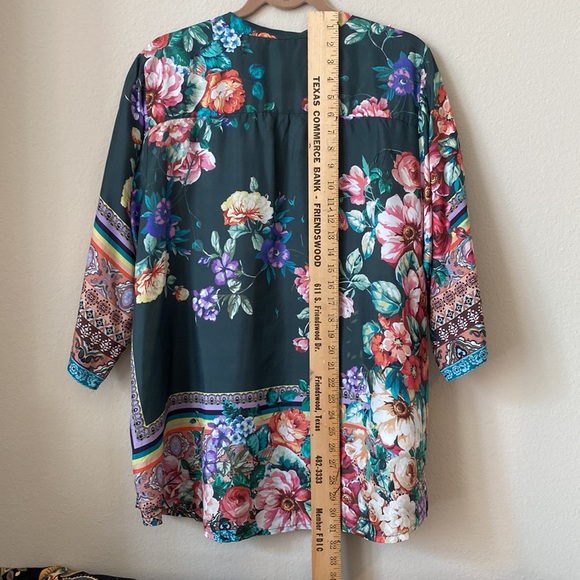 Johnny Was 100% silk Hari tunic top - Picture 5 of 10